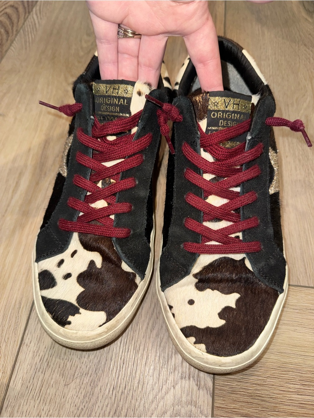 Steve Madden Cowhide Star sneakers